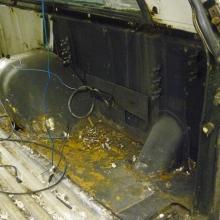 range rover classic rear floor  showing signs of corrosion