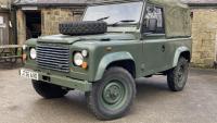 Land Rover made vehicles for the armed forces .